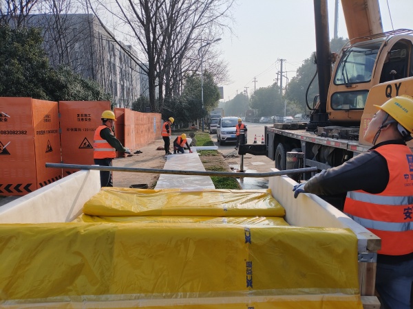 DN1500大口徑紫外光固化修復(fù)